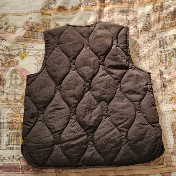 Zara Toddler Quilted Puffer Vest - Picture 3 of 3